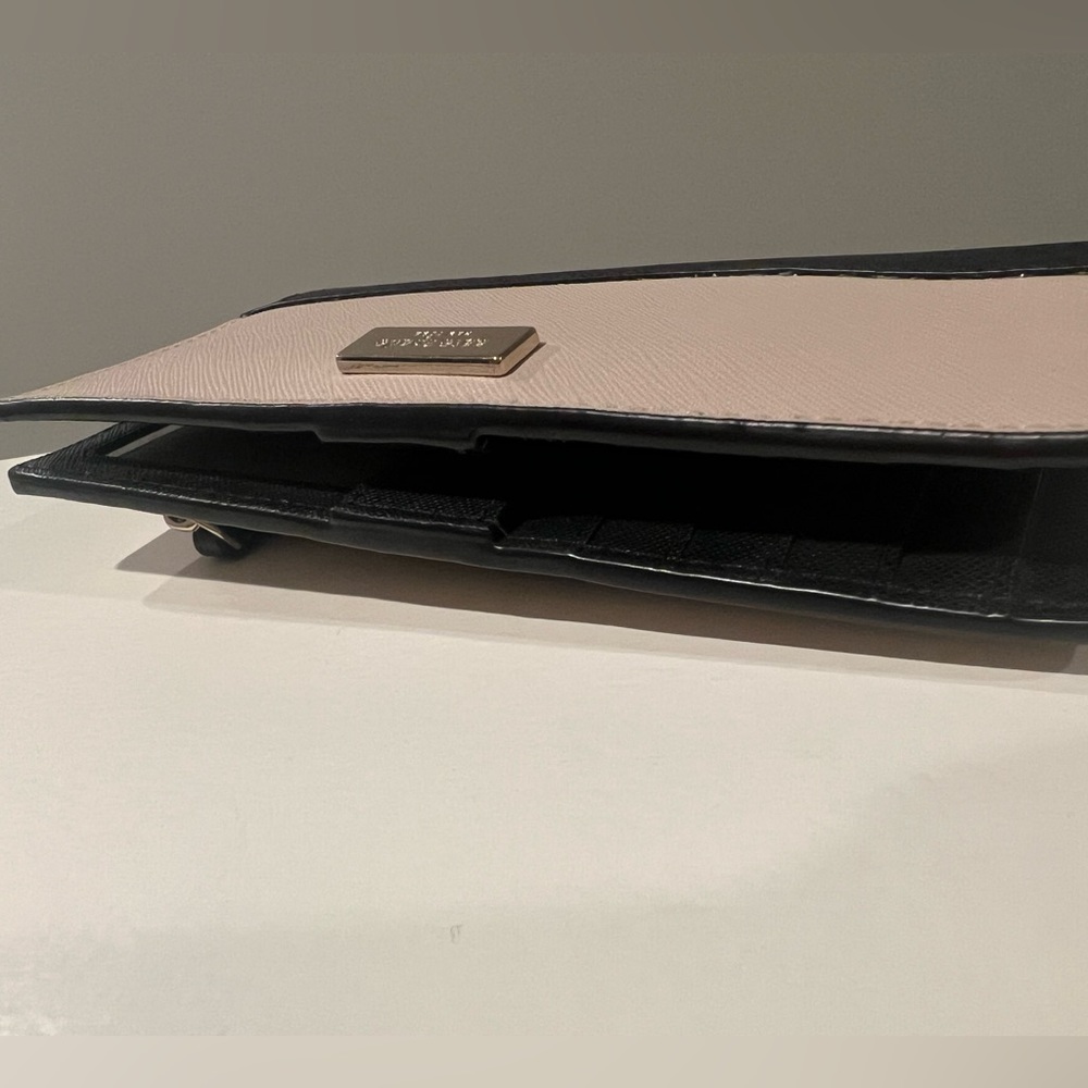 Kate Spade Wallet - Picture 4 of 7